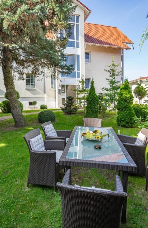 Pension Bergen Bergen Auf Rugen Exterior photo